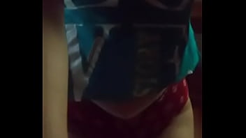 Me acompañas estoy sola