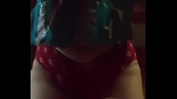 Me acompañas estoy sola