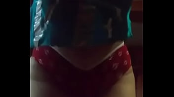 Me acompañas estoy sola