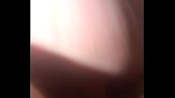 Выебал пизду шлюшки