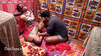 Horny indian aunty fingering pussy showing desperation for hot sex Horny indian aunty fingering pussy showing desperation for hot sex