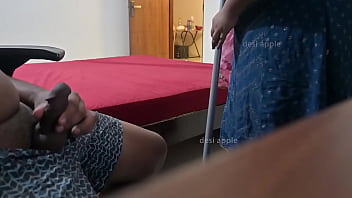 Poornima bhabhi seeing cock