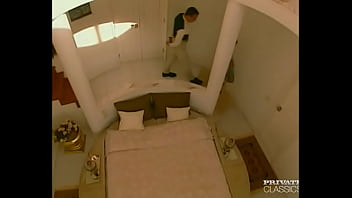 Claudia james fucking hard for a cumshot