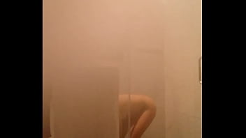 Petite pinay getting hornyin the morning