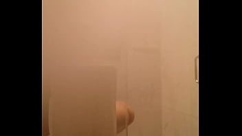 Petite pinay getting hornyin the morning