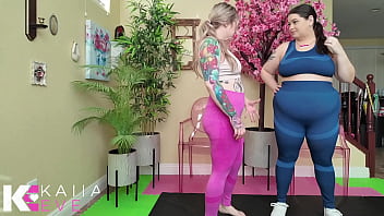 Bossy trainer tricks college girl for a free foot sniffing & licking