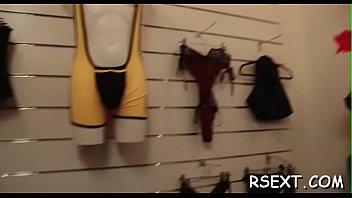 Babe gets licked and bonks