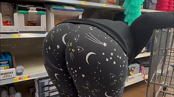 Public Wedgie At Walmart thumbnail
