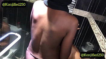 Bangs sexy whore in the toilet