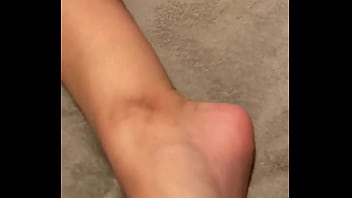 Oiling my feet and playing with them for my fans claudia bavel