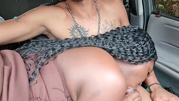 Bbc magro pirocudo fudendo no carro a rabuda gostosa no pelo