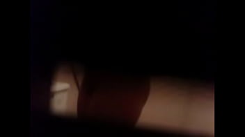 Cuñada soltera bañandose