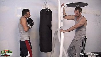 Lustful Jocks Suck Cocks In The Gym thumbnail