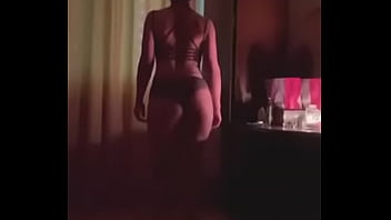 Танец перед сексом русской сучки