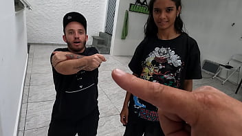 Ele é pequeno mas não perde tempo