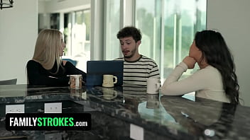 My boy&rsquo;s job by familystrokes featuring scarlett alexis sarah taylor & apollo banks