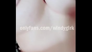 Famosa streamer en video prohibido