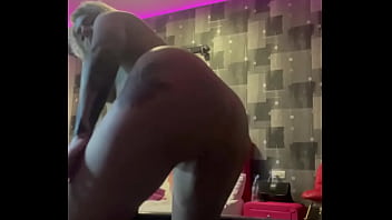 זמן איכות בג׳קוזי