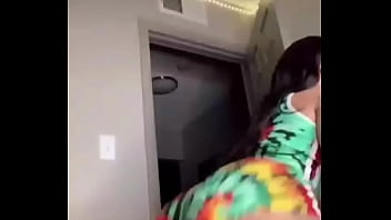 Big booty twerking