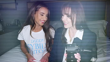 Sybilraw teen model vanessa alessia gets her pussy stretched and pounded by sybil