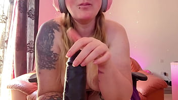 Gamer hairy girl talks dirty and masturbate