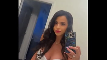 Can someone come keep me company #linkinbio