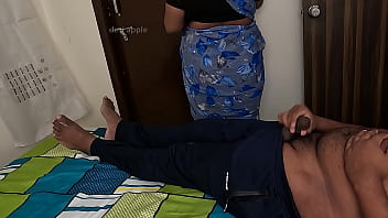 Servant jerking student cock in hostel