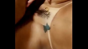 Corno manso mostrando pro dotado que a esposa dele é casada