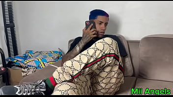 Fingi que errei o buraco só pra meter no cuzinho virgem da magrinha