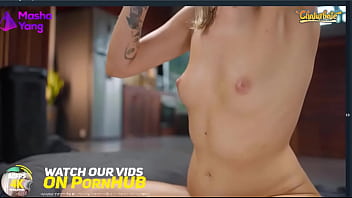 Rubia de impacto llega al extasis con sus juguetes