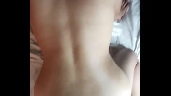 Dejo que mi amigo me haga sexo anal que delicioso se siente