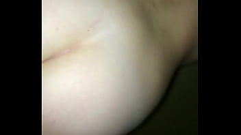 Big booty white girl reverse cow girl must watch