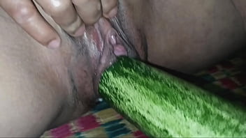 A girl's car breaks down and i fix it in exchange for sex