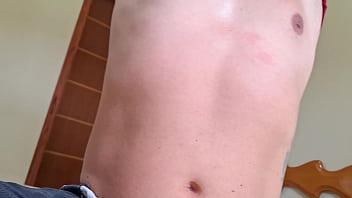 Tesão na curvas iluminadas e um 69 intenso até ficarmos lambuzados