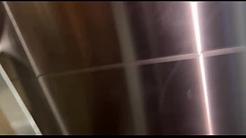 I met a stranger in an elevator and she ended up giving me blowjob full video on xred