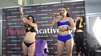 Ana marco se masturba con un vibrador Ana marco se masturba con un vibrador