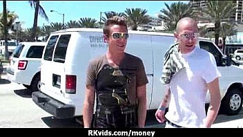 Amateur chick takes money for a fuck 26