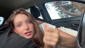 El sueño de mi padrastro era follar mi boca y grabarlo todo