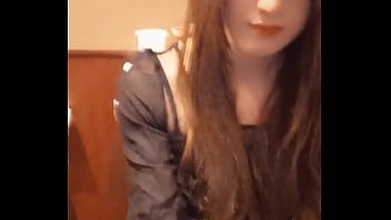 エッチな動画を配信するよ。とってもとってもエッチな"