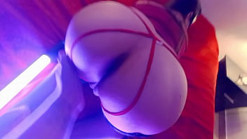 Madrastra ninfomaníaca se deja follar sin condon por su afortunado y pendejo hijastro 1