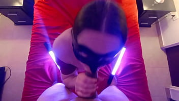 Madrastra ninfomaníaca se deja follar sin condon por su afortunado y pendejo hijastro 1