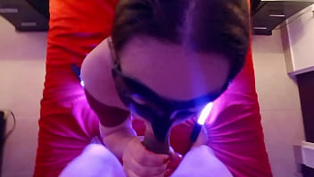 Madrastra ninfomaníaca se deja follar sin condon por su afortunado y pendejo hijastro 1