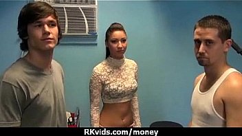 Amateur lets the pussy talk 24