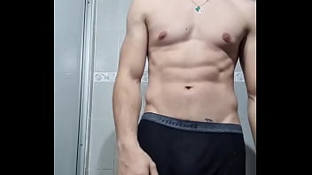 Recién a esta hora me saco la ropa del laburo