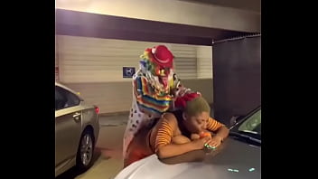 Gibby the clown fucks ebony in parking garage