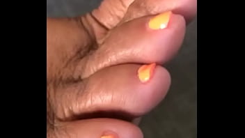 Lick my toes when nobody is watching Lick my toes when nobody is watching