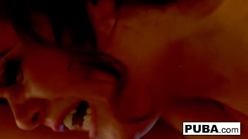 Hot babe gets a messy facial