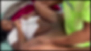 Meu marido e o amigo dele jogando uma pelada aonde eu sai com o cuzinho cheio de leite