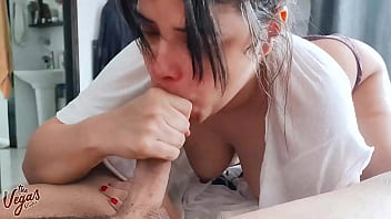 I love giving head and it shows