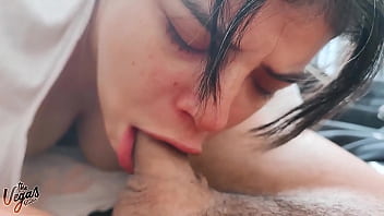 I love giving head and it shows